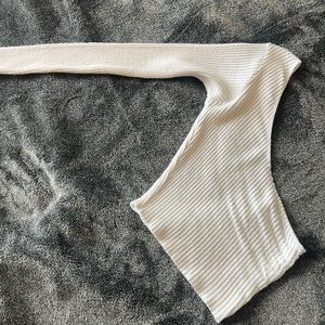 Are You Am I Ling Top